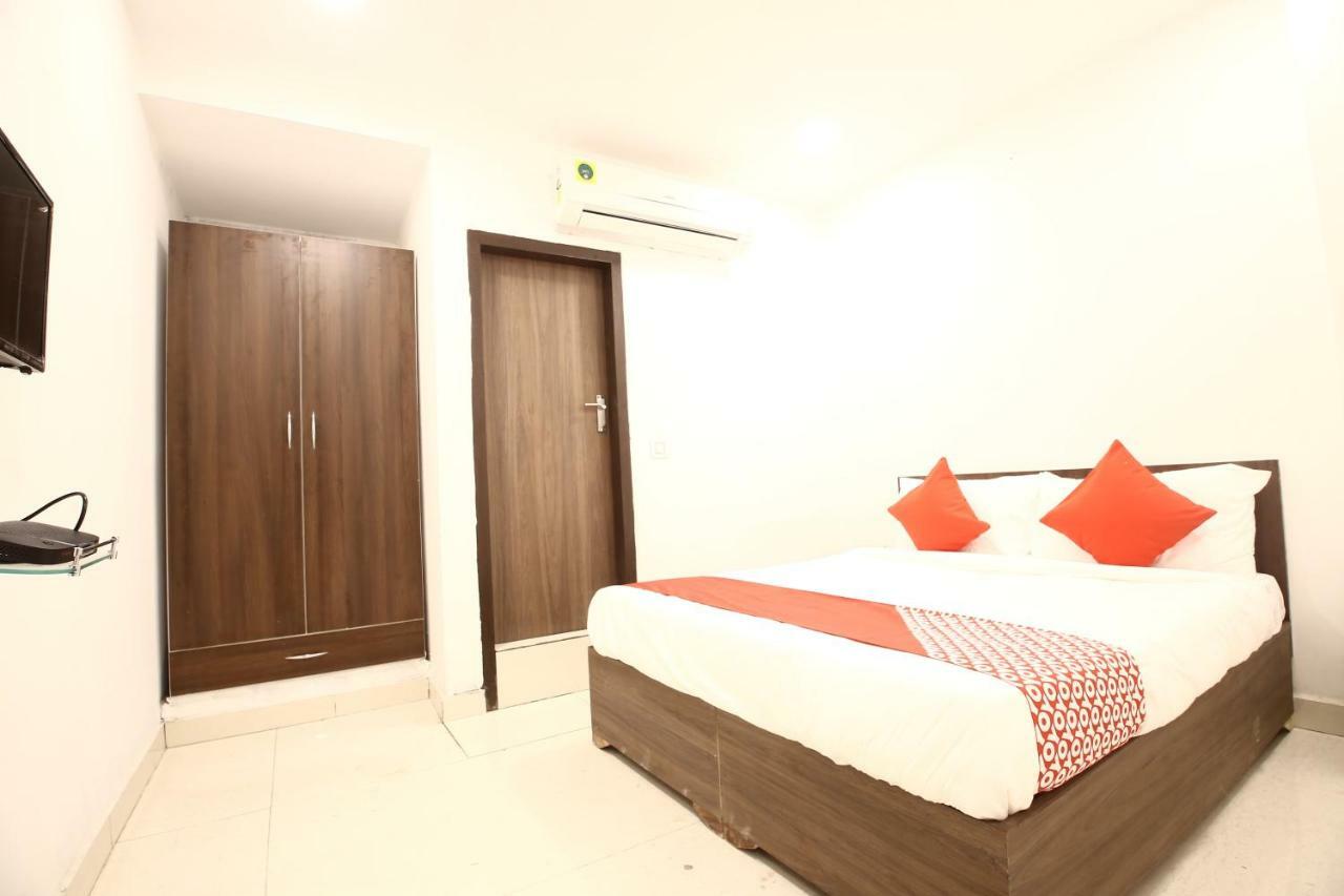 Hotel Oyo Flagship 29984 Seven Heaven 3*